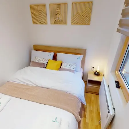 Wooden Corner דירה *